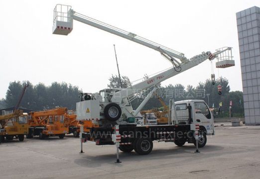 點擊查看詳細(xì)信息<br>標(biāo)題：高空作業(yè)車 閱讀次數(shù)：3519